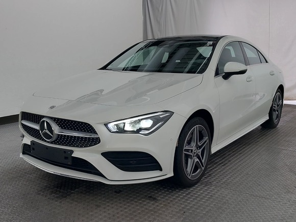 Pogled sprijeda lijevo