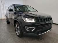 Вид спереди справа