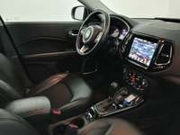 Вид на салон