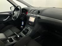 Вид на салон