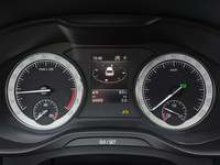 Pohled na přístrojovou desku