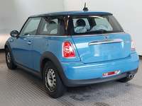 Widok z tyłu po stronie lewej