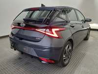 Vue de l’arrière droit