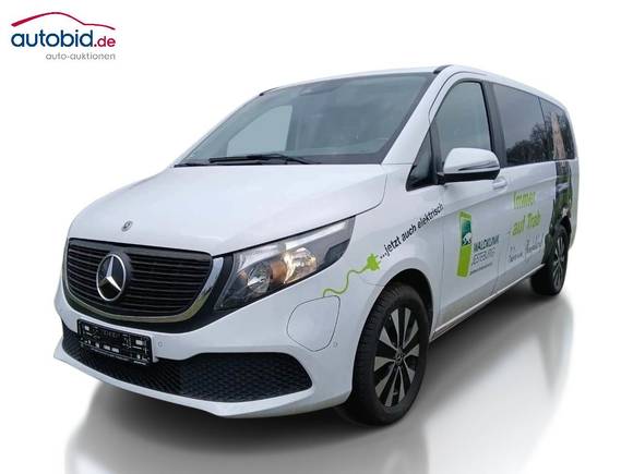 Pogled sprijeda lijevo