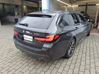 Widok z tyłu po stronie prawej