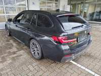 Widok z tyłu po stronie lewej