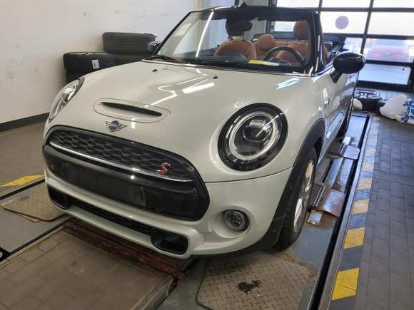 Widok z przodu po stronie lewej