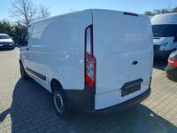 Widok z tyłu po stronie lewej