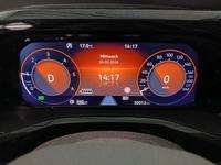 Pohled na přístrojovou desku