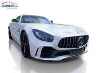 Вид спереди справа