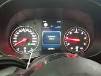 Pohled na přístrojovou desku