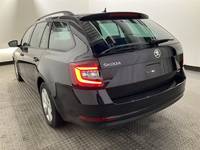 Pogled straga lijevo