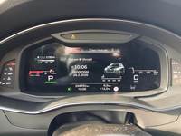 Pohled na přístrojovou desku