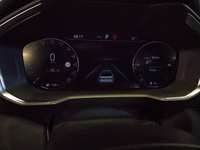 Pohled na přístrojovou desku