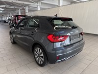 Vaizdas iš galo kairės