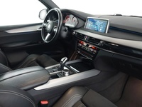 Вид на салон