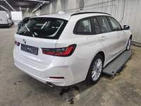 Pogled od pozadi desno