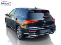 Widok z tyłu po stronie lewej