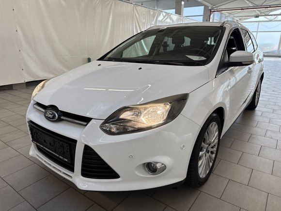 Vaizdas iš priekio kairės