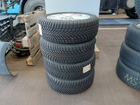 További képek a karosszériáról