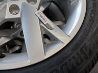 További képek a karosszériáról