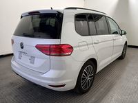 Pogled od pozadi desno