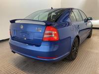 Vue de l’arrière droit