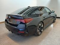 Widok z tyłu po stronie prawej