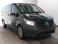 Náhled zpředu zprava