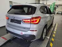 Widok z tyłu po stronie prawej