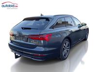 Pogled od pozadi desno