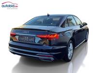 Pogled od pozadi desno