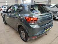 Vista traseira esquerda