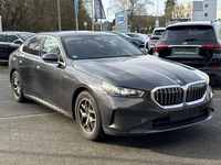 Vaizdas iš priekio dešinės