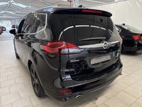 Vaizdas iš galo kairės