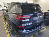 Pogled od pozadi levo