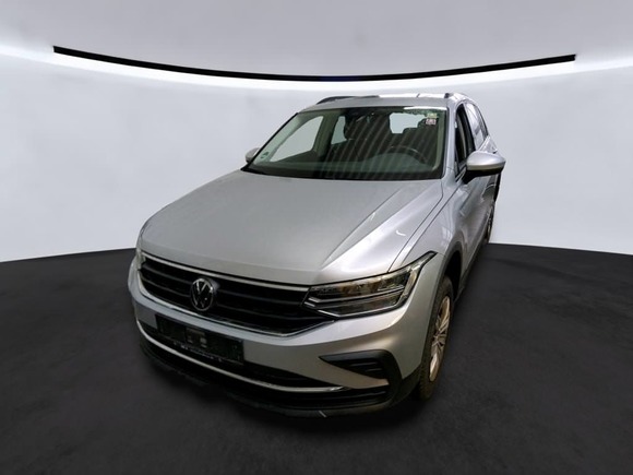 Widok z przodu po stronie lewej