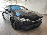 Skats no labās puses priekšā