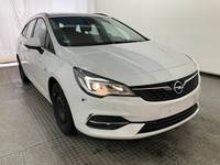 Skats no labās puses priekšā