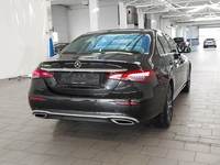 Vaizdas iš galo dešinės