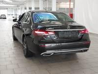 Vaizdas iš galo kairės