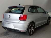 Vue de l’arrière droit