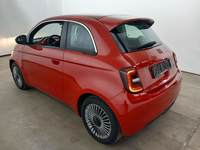 Vue de l’arrière gauche