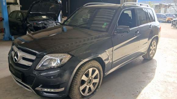 Vue de l’avant gauche