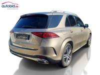 Вид сзади справа