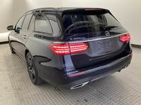 Pogled straga lijevo