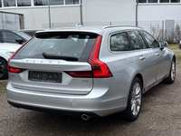 Vaizdas iš galo dešinės