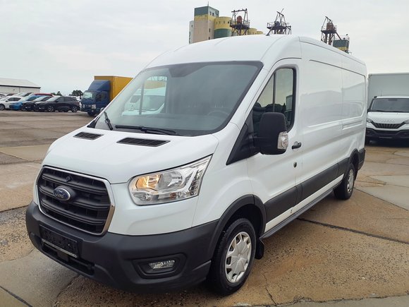 Widok z przodu po stronie lewej