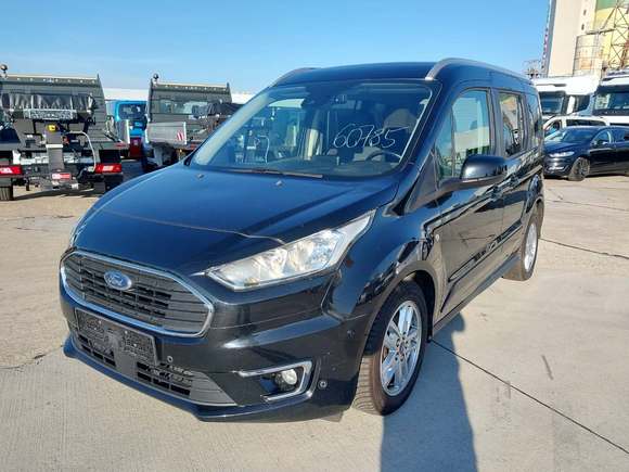 Widok z przodu po stronie lewej