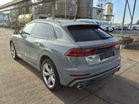 Pogled od pozadi levo